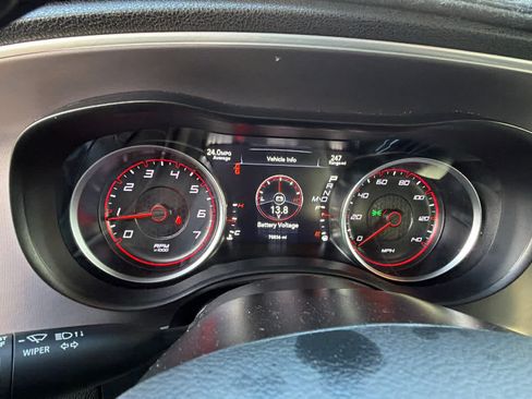 Used 2020 Dodge Charger SXT RWD image 21