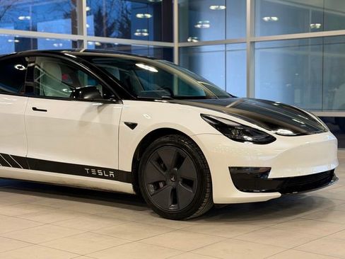 Used 2021 Tesla Model 3 Long Range image 5