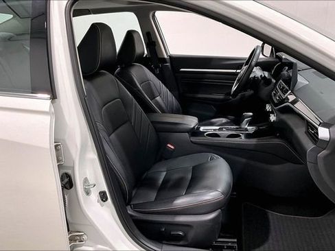 Used 2023 Nissan Altima 2.5 SR AWD/4WD image 30