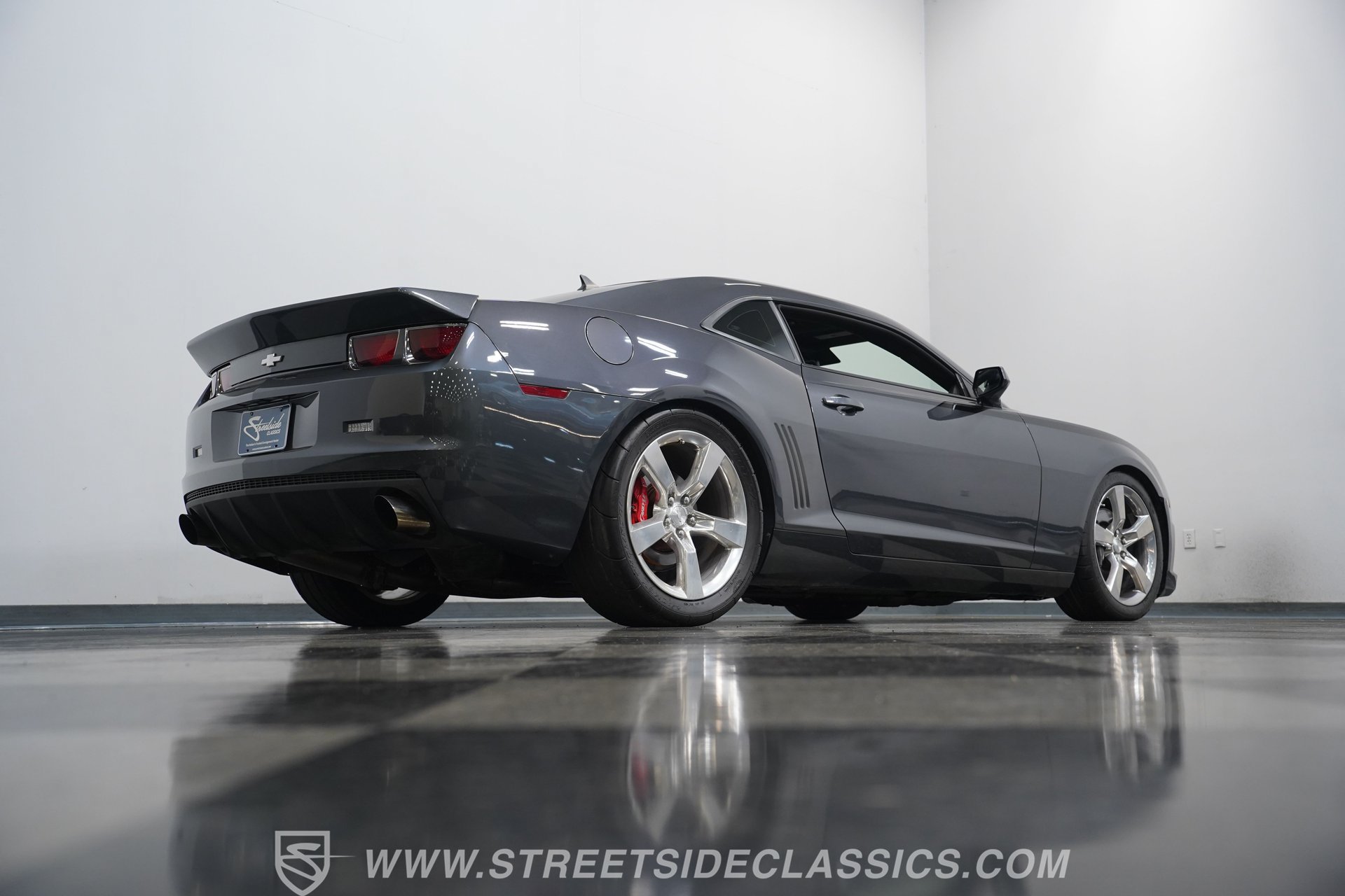 Used 2010 Chevrolet Camaro SS w/ RS Package RWD image 25