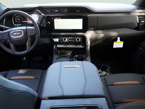 New 2026 GMC Sierra 2500 AT4 w/ AT4 Premium Plus Package image 30