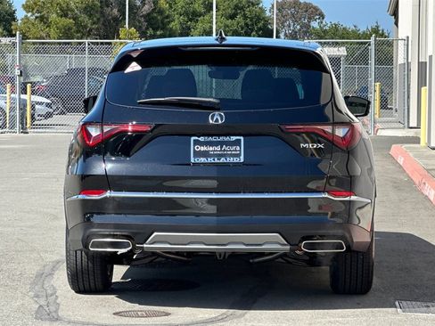 New 2025 Acura MDX FWD image 5
