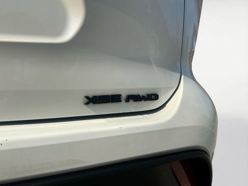 Used 2021 Toyota Highlander XSE image 19