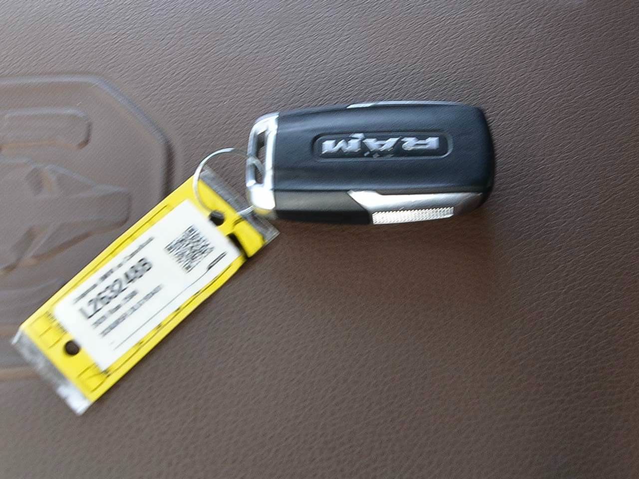 Used 2020 RAM 2500 Laramie AWD/4WD image 18