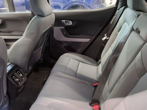 Used 2023 Polestar Polestar 2 w/ Pilot Pack image 30