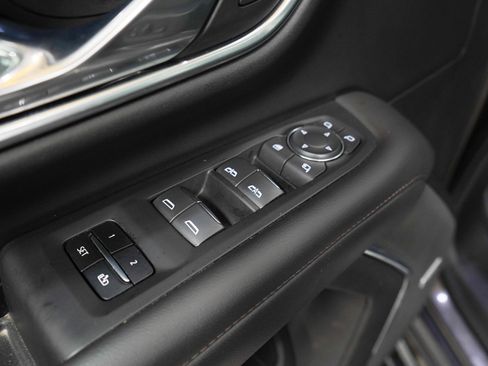 Used 2021 Chevrolet Tahoe High Country AWD/4WD image 24