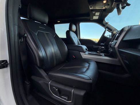 Used 2018 Ford F150 Platinum w/ Equipment Group 701A Luxury image 28