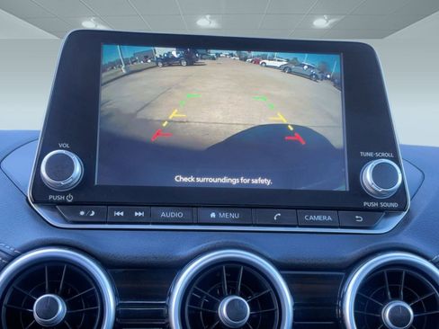 Used 2024 Nissan Sentra SV image 23