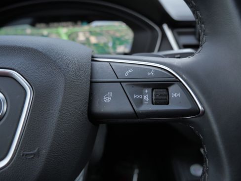 Used 2025 Audi Q5 2.0T Premium Plus w/ Premium Plus Package AWD/4WD image 28