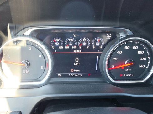 Used 2022 Chevrolet Silverado 2500 LTZ w/ LTZ Plus Package image 43