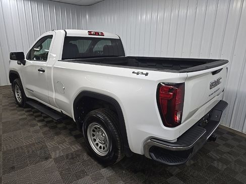 Used 2024 GMC Sierra 1500 Pro w/ Pro Value Package image 9