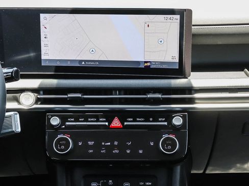 Used 2025 Hyundai Tucson SEL AWD/4WD image 18