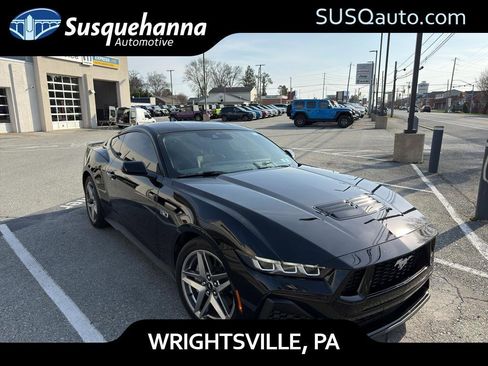 Used 2024 Ford Mustang GT Premium image 1