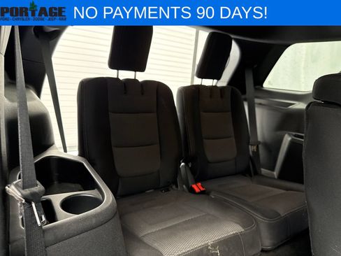 Used 2018 Ford Explorer XLT AWD/4WD image 31