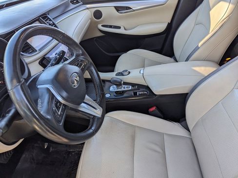 Used 2019 INFINITI QX50 Essential w/ Proassist Package image 27