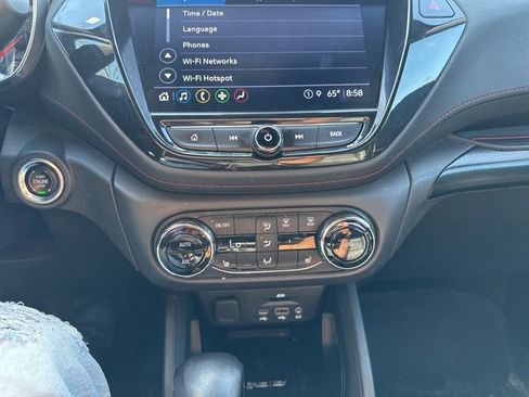 Used 2022 Chevrolet TrailBlazer RS w/ Sun and Liftgate Package image 35