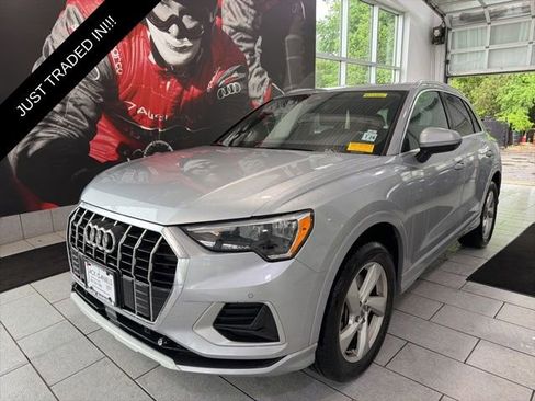 Used 2020 Audi Q3 2.0T Premium w/ Convenience Package AWD/4WD image 1
