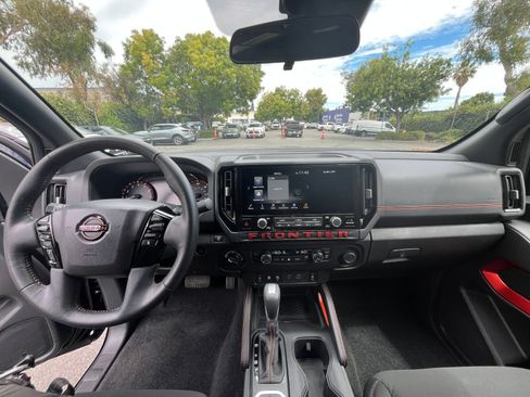 Used 2026 Nissan Frontier PRO-4X AWD/4WD image 28