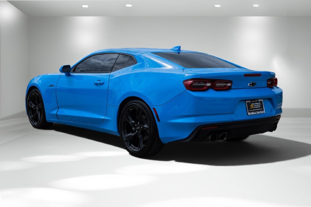 Used 2023 Chevrolet Camaro LT w/ Technology Package RWD image 8