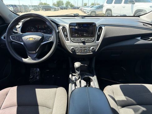 Used 2024 Chevrolet Malibu LT FWD image 19