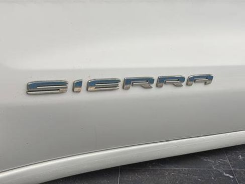 Used 2023 GMC Sierra 1500 SLE w/ Enhanced Capability Package AWD/4WD image 39