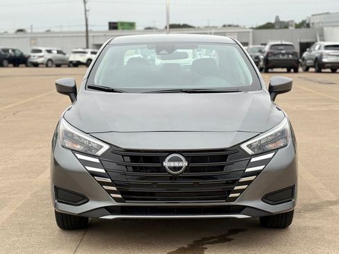 Used 2025 Nissan Versa SV w/ Trunk Package FWD image 3