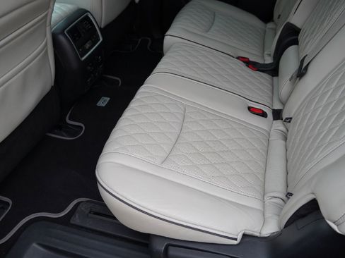 Used 2019 INFINITI QX60 Luxe w/ Limited Package image 30