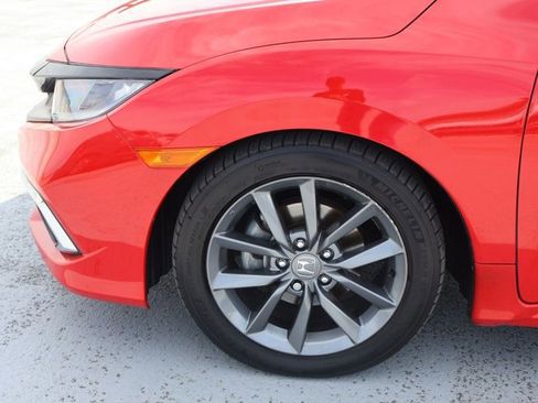Used 2019 Honda Civic EX image 18