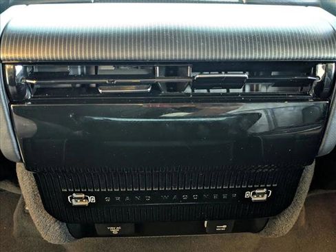 Used 2024 Jeep Grand Wagoneer L Series II w/ Quick Order Packagew 28T image 18