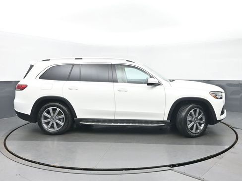 Used 2021 Mercedes-Benz GLS 450 4MATIC image 2