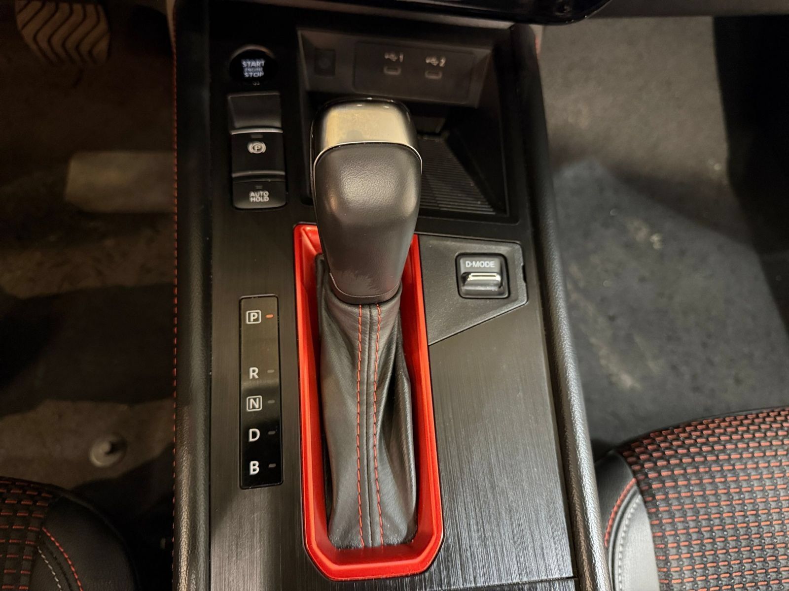 Used 2026 Nissan Kicks SR FWD image 39