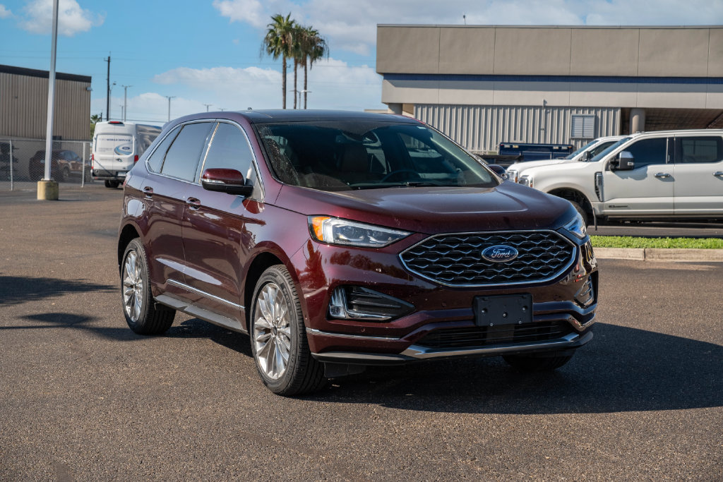 Certified 2024 Ford Edge Titanium w/ Titanium Elite Package AWD/4WD image 1