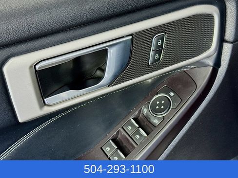 Used 2020 Ford Explorer XLT w/ Equipment Group 202A RWD image 19