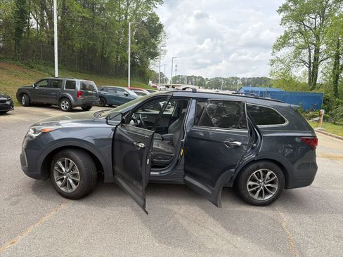 Used 2017 Hyundai Santa Fe SE w/ SE Premium Package 02 image 18