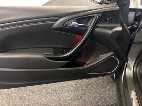 Used 2017 Buick Cascada Premium image 11