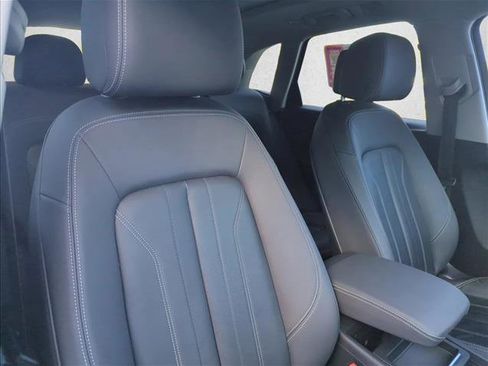 Used 2022 Audi Q5 2.0T Premium Plus w/ Premium Plus Package image 27