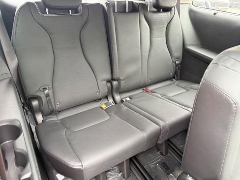 New 2026 Kia Carnival SX Prestige FWD image 5