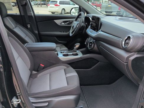 New 2026 Chevrolet Blazer LT w/ Midnight/Sport Edition FWD image 24
