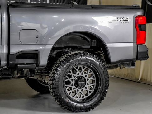 Used 2024 Ford F250 Lariat w/ Lariat Ultimate Package AWD/4WD image 13