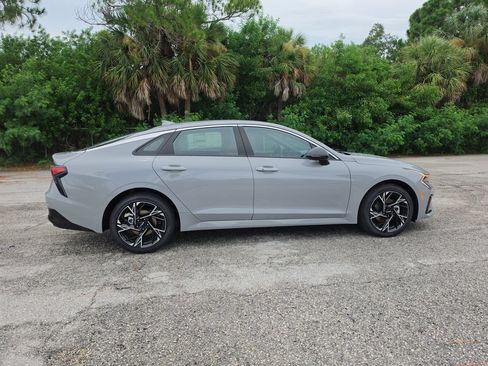 New 2026 Kia K5 GT-Line FWD image 9