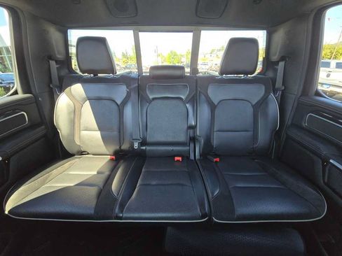 Used 2019 RAM 1500 Laramie w/ Sport Appearance Package AWD/4WD image 17
