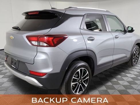 Used 2025 Chevrolet TrailBlazer LT image 6