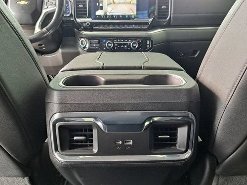 Used 2023 Chevrolet Silverado 1500 LTZ AWD/4WD image 29