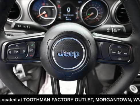 Used 2023 Jeep Wrangler Sport AWD/4WD image 13