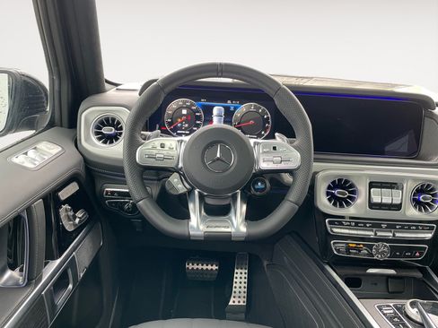 Used 2024 Mercedes-Benz G 63 AMG Squared image 11