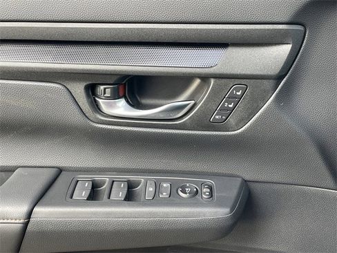 Certified 2025 Honda CR-V Sport-L image 24