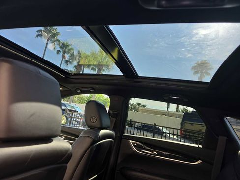 Used 2020 Cadillac XT5 Premium Luxury image 28