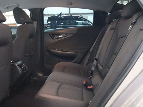 Used 2023 Chevrolet Malibu LT w/ Driver Confidence Package FWD image 9