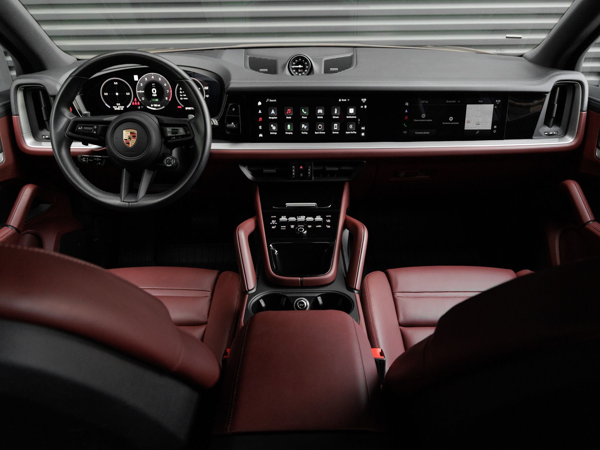 Certified 2025 Porsche Cayenne E-Hybrid AWD/4WD image 16