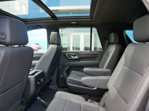 Used 2023 Chevrolet Tahoe LT w/ LT Signature Plus Package AWD/4WD image 5